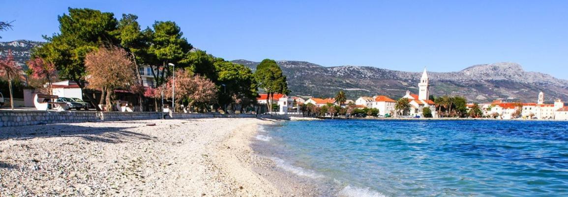 Seaside Gateway Apartment Kastela Bagian luar foto